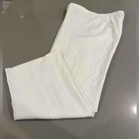 Basler Women's Matching Suit Set (Blazer & Matching Pants Set) Size 40 - Picture 8 of 16